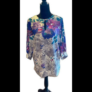 Anthony Richards Blouse Size ? 2X Purple Royal Blue‎ Floral Keyhole  Angel Wings